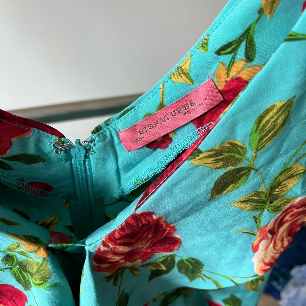 Signature 8 Floral Ruffle mini Dress - Picture 8 of 8